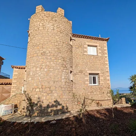 Villa Rapunzel's Tower Mani