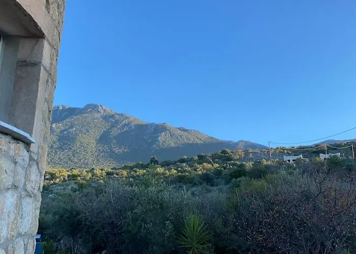 Villa Rapunzel's Tower Mani