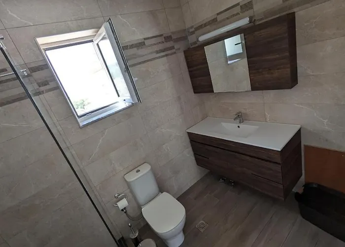 Rapunzel's Tower Mani *